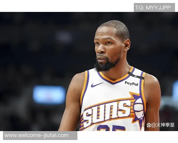 火箭队即将迎来六连客杜兰特训练专注申京展现微笑备战掘金与湖人